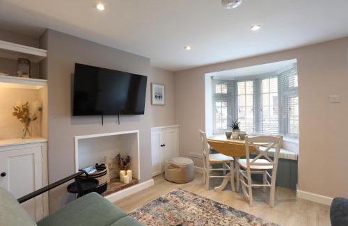 East Wittering House | Wallaby - East Wittering Fisherman's Cottage
