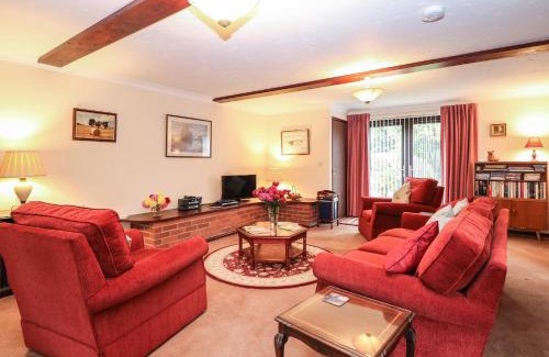 Catfield House | Walnut Tree Cottage