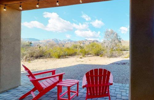 Tanque Verde House | Walnut Tree