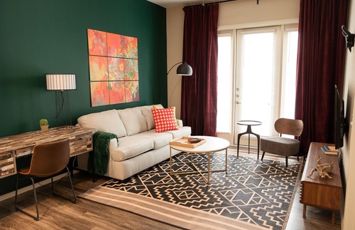 Stoneridge Place Apartment | WanderJaunt | Vermilion | 1BR | Barton Creek