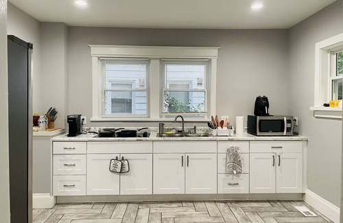 Harrisburg - Hershey House | Warm 2 bedroom 2 bathroom w/free parking