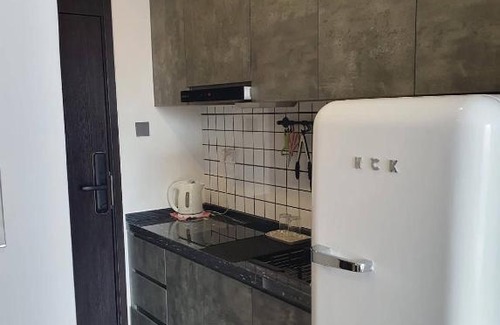 Chamkar Mon Apartment | Warm and Cozy Studio Room in City Center 7-19