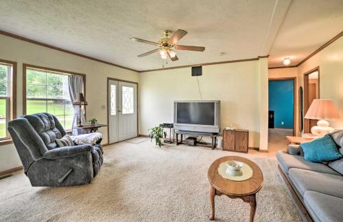 McEwen House | Warm and Inviting Family Home - 2 Mi to Golf Course!