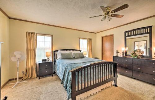 McEwen House | Warm and Inviting Family Home - 2 Mi to Golf Course!