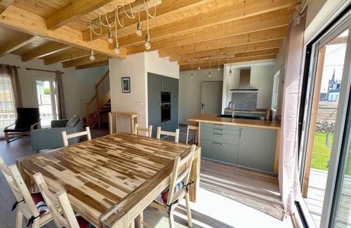 Plouzane House | Warm wooden house just waiting for you