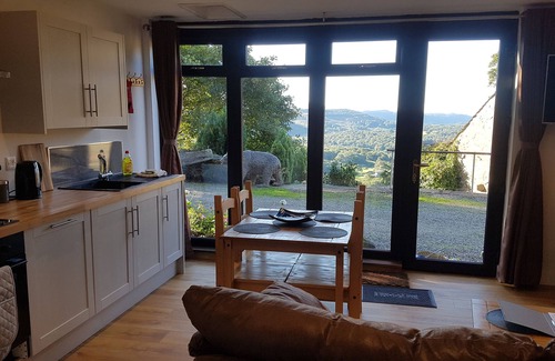 Nether Wasdale Apartment | Wastwater Cottage, Modern Studio with amazing views of mountains.