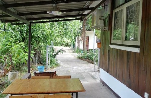 Nong Khai House | Wasuthan Garden House