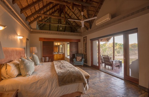 Thorny Bush Game Reserve Cabin | Waterbuck Game Lodge