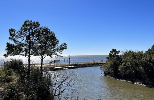 Ocean Springs Cottage | Waterfront, 2 Docks, 3 Bed, 4 Bath, Amazing Gulf View. An incredible experience!