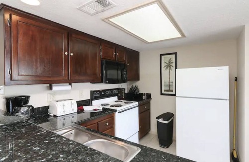 Seven Coves Condo | ⛱ Waterfront Balcony ☀️ Jacuzzi Suite❤️Sleeps 10❤️