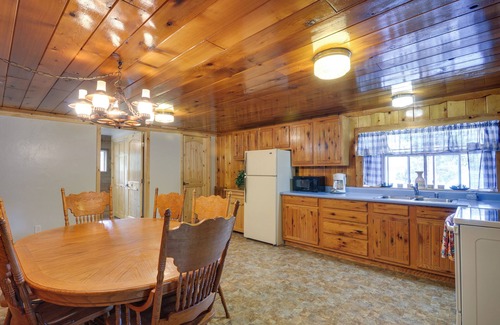 Bayfield Apartment | Waterfront Bayfield Apartment w/Kayaks & Fire Pit