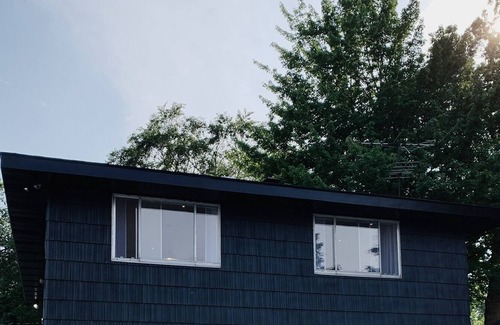 Spring Lake Cottage | WATERFRONT Black Bayou House