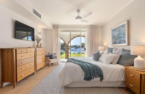 Maroochydore House | Waterfront Bliss on Maroochydore Canal