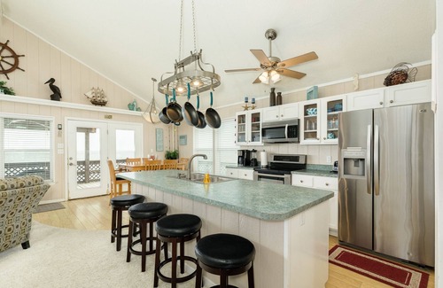 San Luis House | Waterfront.Breathtaking View.Great Fishing.Beautiful Home!