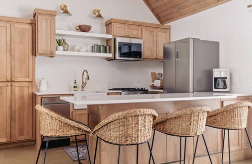 Ossipee Cabin | Waterfront Cabin! Infloor heat, fireplace, Games, new hot tub mid Nov!