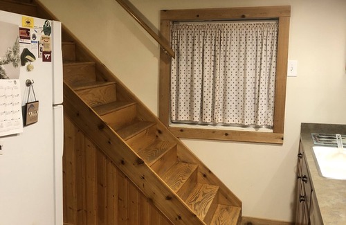 Draper Cabin | Waterfront Cabin On The New River - Near Virginia Tech & Radford University