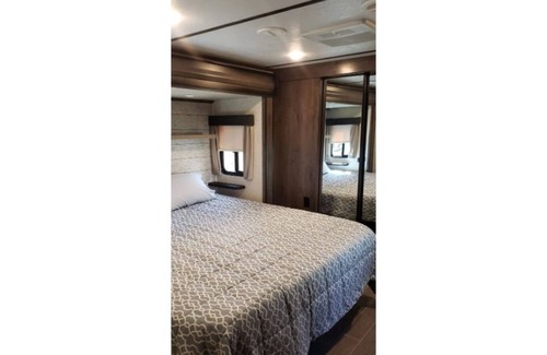 Jefferson House | Waterfront Camper w/ Boat Ramp & Swimming Area