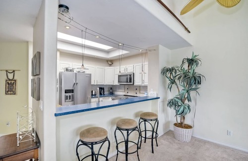 Carlsbad Village Condo | Waterfront Carlsbad condo, stunning views, elevator!