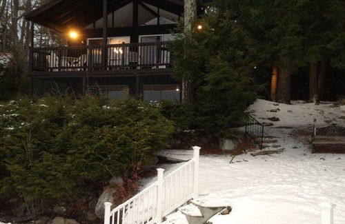 South Casco Ski Chalet | Waterfront Chalet on Sebago Lake