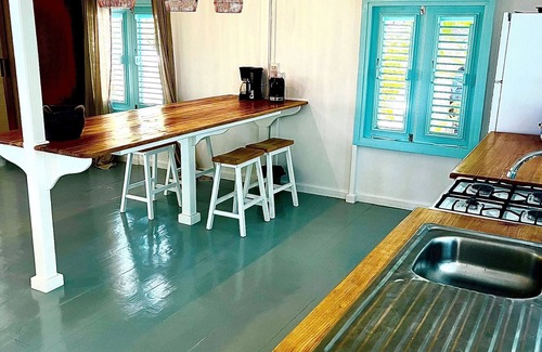 Mount Pleasant Bay Cottage | Waterfront Cottage on Belmont Walkway in Bequia