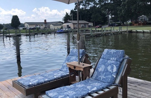 Swan Point Cottage | Waterfront cottage for paddle boarding, kayaking, crabbing, and fishing