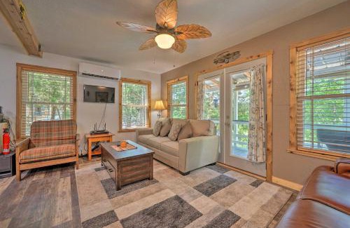 Fort Towson House | Waterfront Cottage in Fort Towson with 2 Decks!