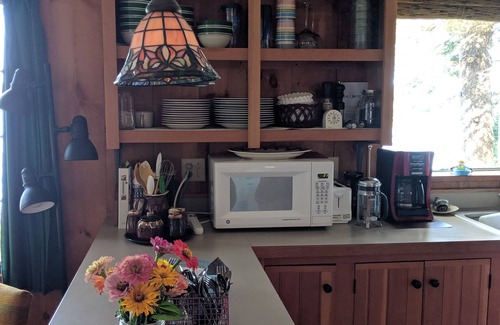 West Bath Cottage | Waterfront Cottage near Bath Maine