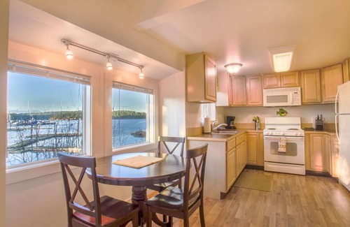 Friday Harbor Cottage | Waterfront Cottage near Friday Harbor - Best Place Cottage