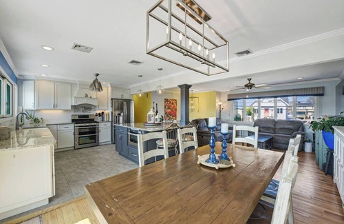 Massapequa House | Waterfront Escape in Long Island NY