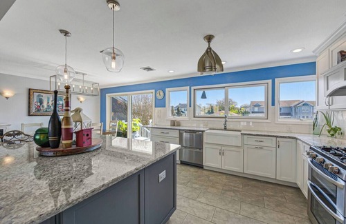 Massapequa House | Waterfront Escape in Long Island NY