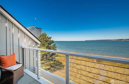 Blaine Condo | Waterfront Escape on Semiahmoo Spit – 3BR/2.5BA Condo with Panoramic Views
