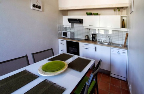 Six-Fours-les-Plages Villa | Waterfront house