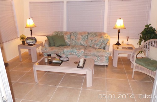 Leesburg House | Waterfront Front Rental With Pontoon Boat, Dock and Golf Cart!