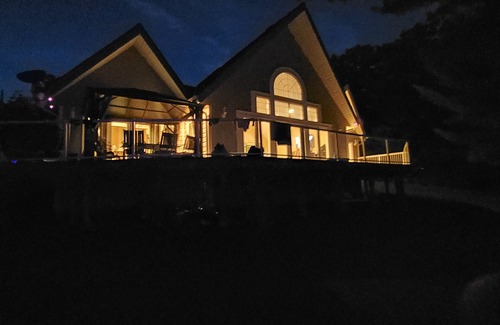 Severn House | Waterfront Haven