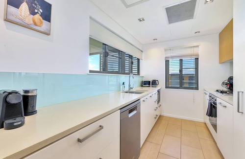 Warf Precinct Apartment | Waterfront Haven: Stylish 2 Bedroom Top Floor Apt