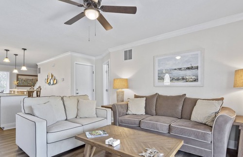 Gulf Hills House | Waterfront home close to Downtown Ocean Springs!