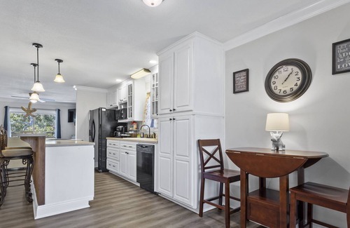 Gulf Hills House | Waterfront home close to Downtown Ocean Springs!