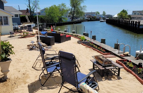 Seaford House | Waterfront Home magnificent view!