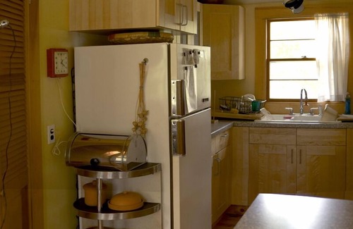 Sebascodegan Island House | Waterfront home on scenic cove.