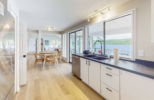 Vashon Island House | Waterfront home with hot tub, deck pool table and firepit