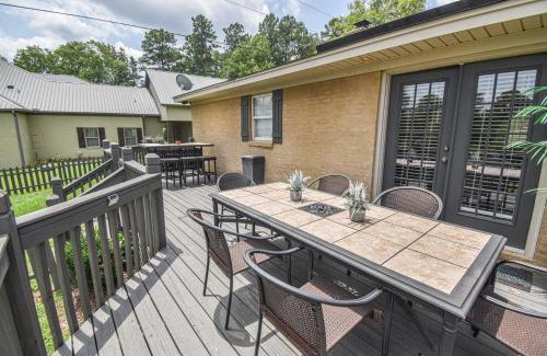 Northport House | Waterfront Home with Spacious Outdoor Deck Boat Slip