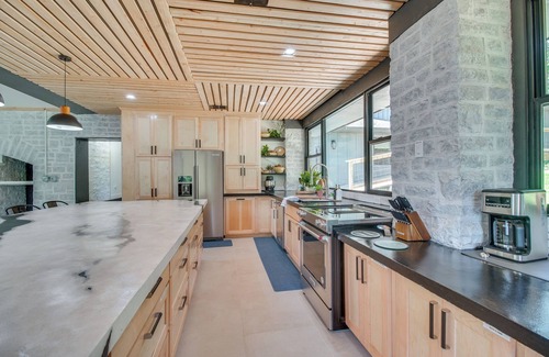 Grove House | Waterfront Hot Tub - Luxe Home on Grand Lake!