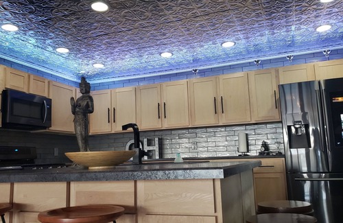 Buckeye Lake House | WATERFRONT house on Buckeye Lake Ohio with Boat Dock Available