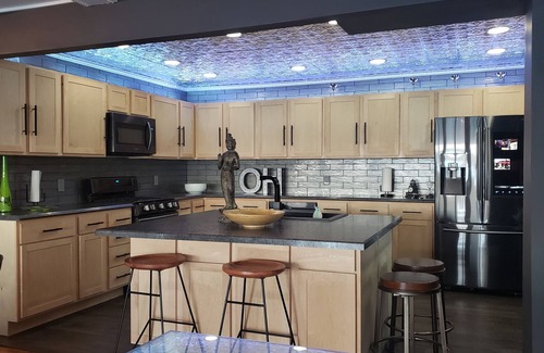 Buckeye Lake House | WATERFRONT house on Buckeye Lake Ohio with Boat Dock Available