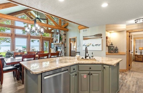 Nisswa House | Waterfront Interlachen Townhome 16 in Nisswa, MN - Sleeps 12