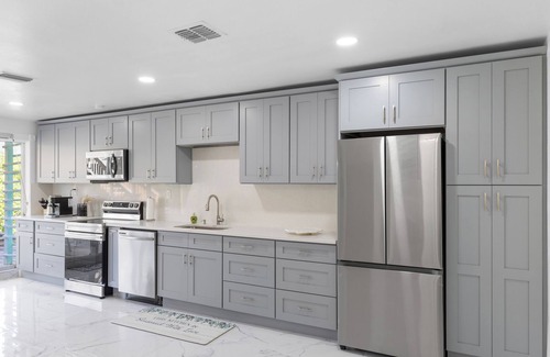 East Tampa House | Waterfront Island Paradise