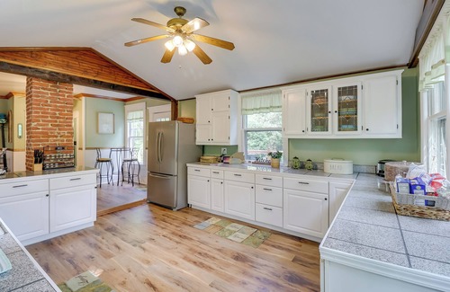 Golts House | Waterfront Millington Vacation Rental w/Hot Tub!