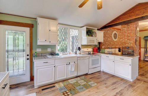 Golts House | Waterfront Millington Vacation Rental w/Hot Tub!