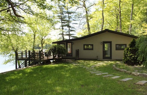 Bethlehem Village Cottage | Waterfront modern summer oasis under 2 hours from NYC! Swim from our dock!