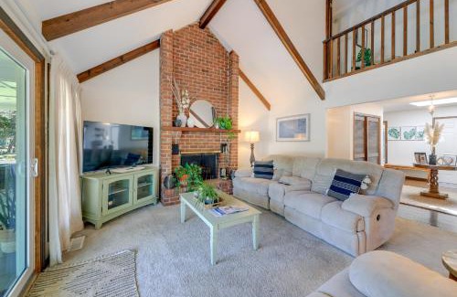 Pine Knoll Shores House | Waterfront Pine Knoll Shores Gem with Boat Dock